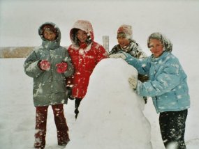 Die Klasse 5a am Fachtag 2003 im Wintersportgebiet